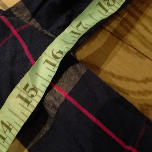 Beautiful dress by Tommy Hilfiger 🌟🍀🌸 - Picture 8 of 16